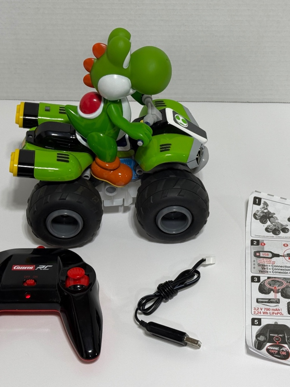 Nintendo Mario Kart Yoshi RC Car  w/Remote & Charger - Tested - Carrera
